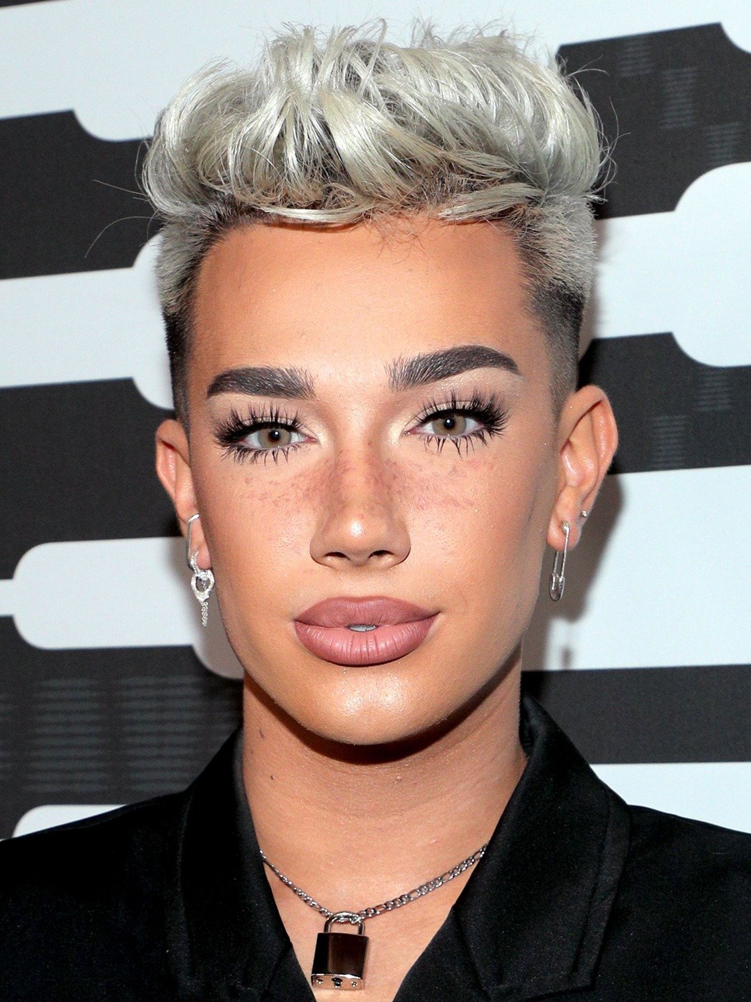 James Charles Pictures - Rotten Tomatoes