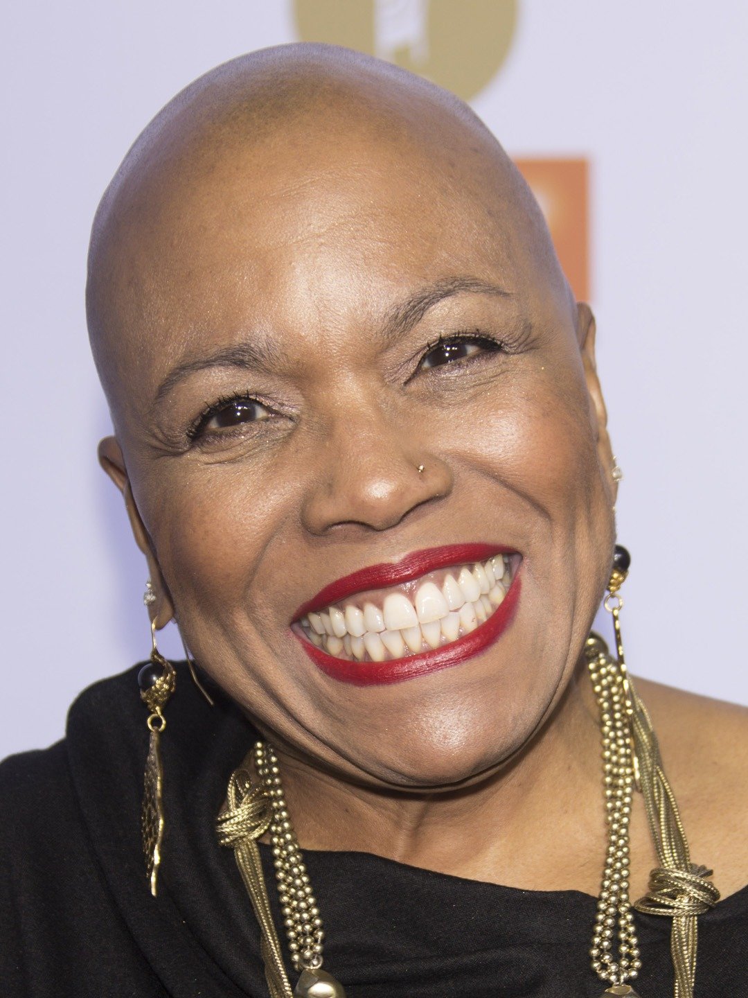 Dee Dee Bridgewater Pictures Rotten Tomatoes   111899 V9 Ba 