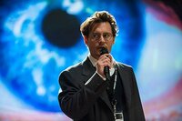 Transcendence: Identidad Virtual
