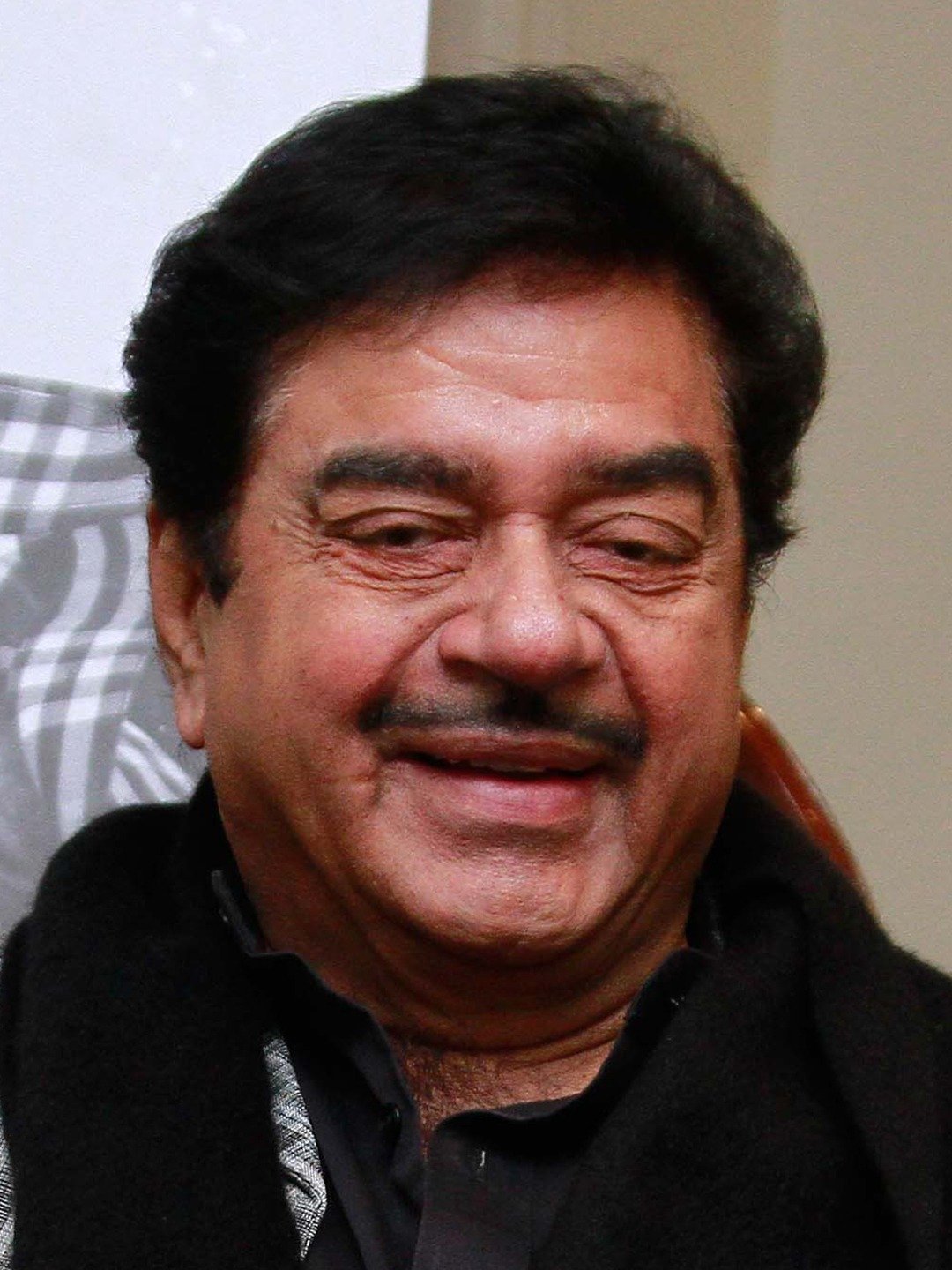 Shatrughan Sinha Pictures - Rotten Tomatoes