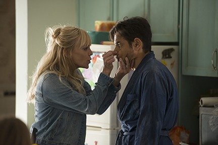 A scene from "Overboard."