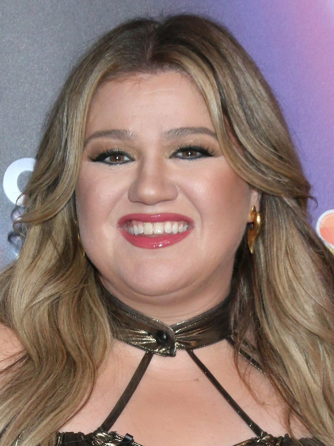 Kelly Clarkson, 41, shares she has been in therapy for almost 10 YEAR ...