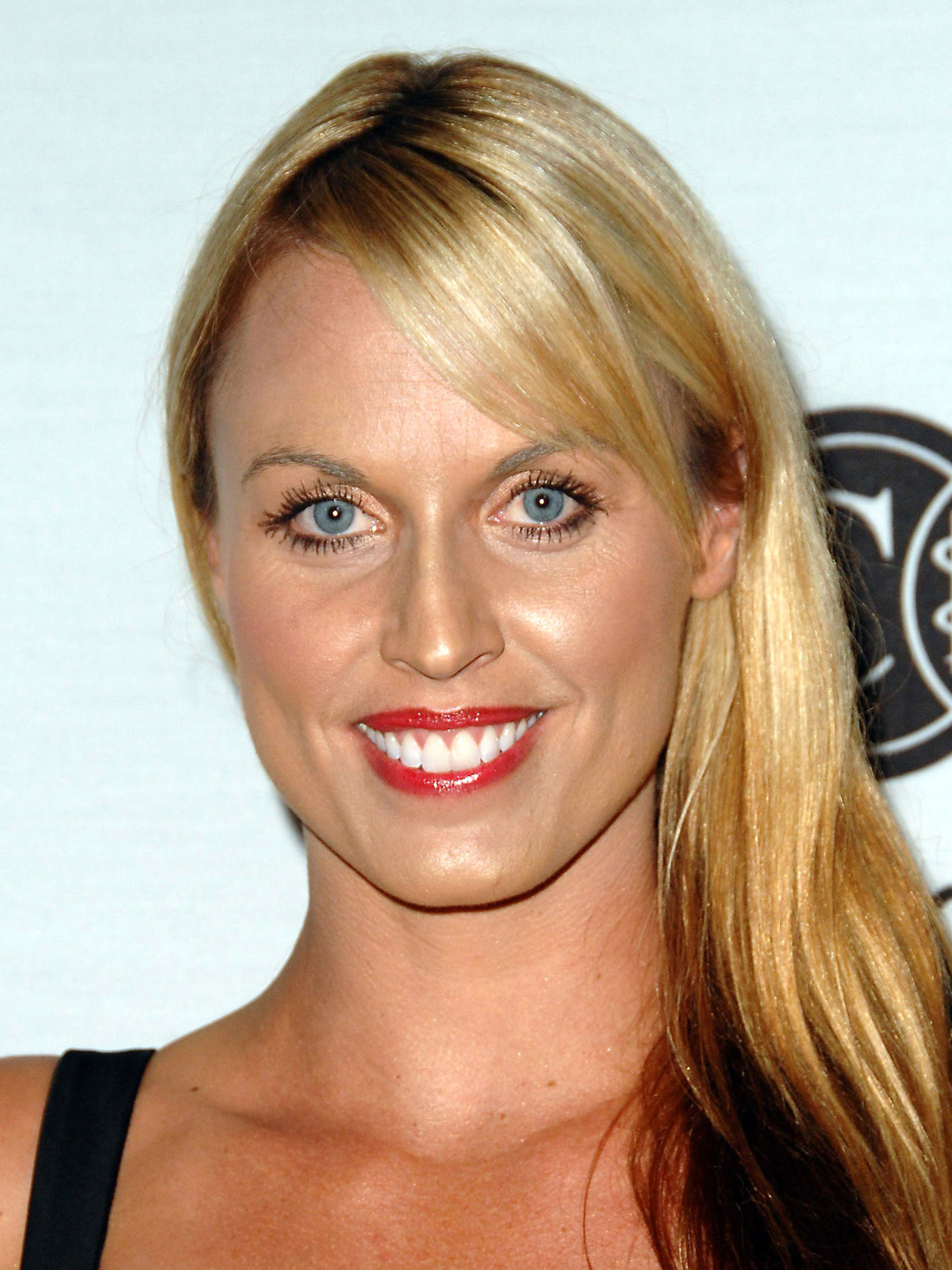 Amanda Beard Pictures - Rotten Tomatoes