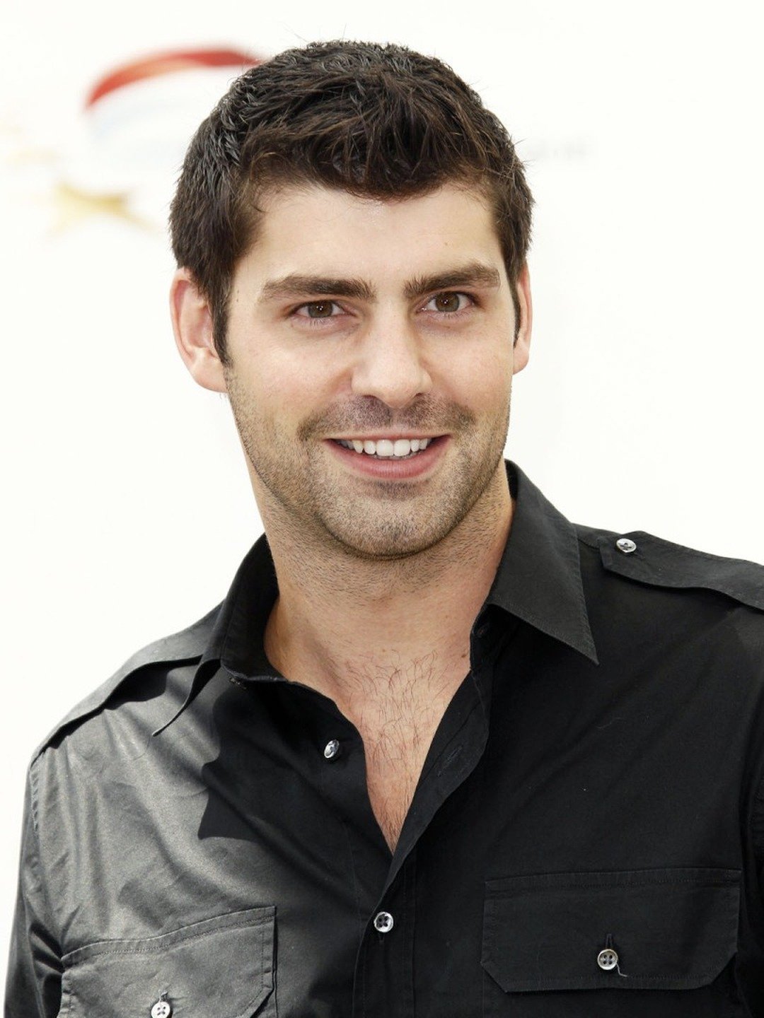 Travis Milne Pictures - Rotten Tomatoes