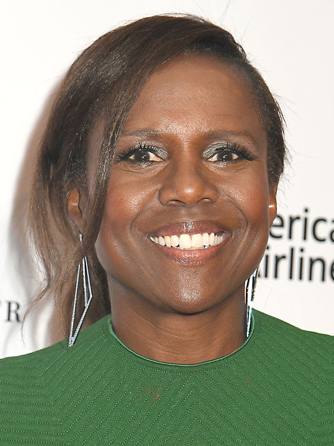 Deborah Roberts Pictures - Rotten Tomatoes