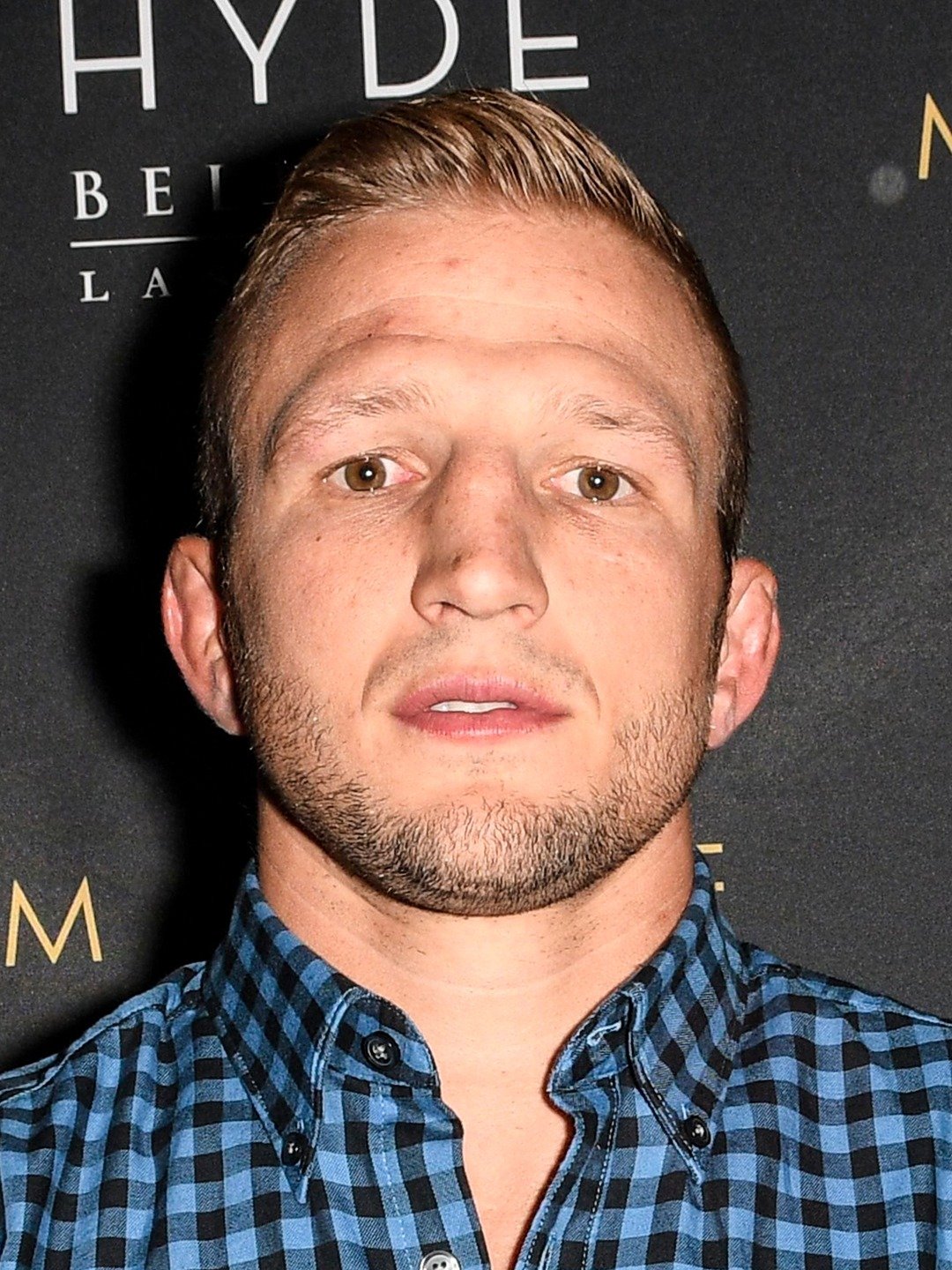 T.J. Dillashaw Pictures - Rotten Tomatoes