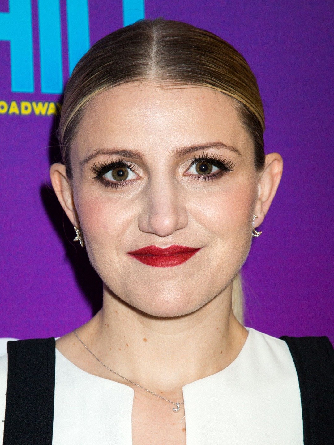 Annaleigh Ashford's Instagram, Twitter & Facebook on IDCrawl