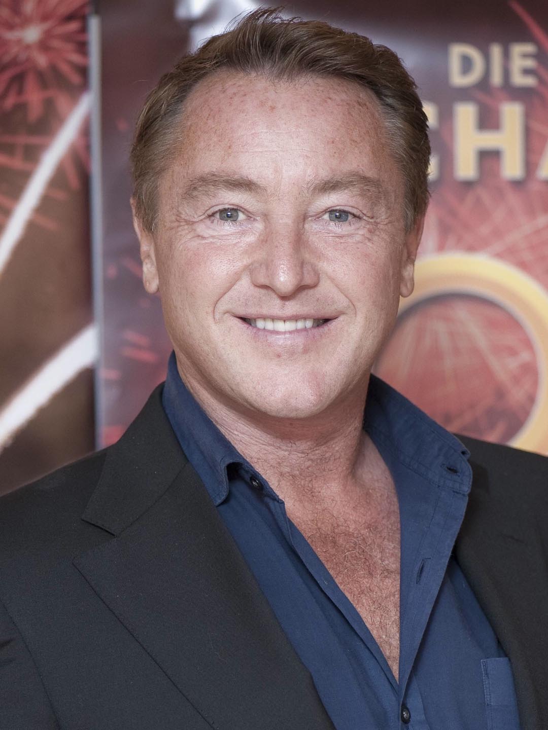 66-år gammel 176 cm høy Michael Flatley i 2024