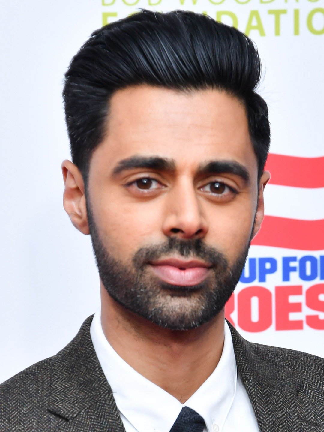 Hasan Minhaj to Switch Gears from Comedy to Acting with a Role in Apples  The Morning Show  American Kahani