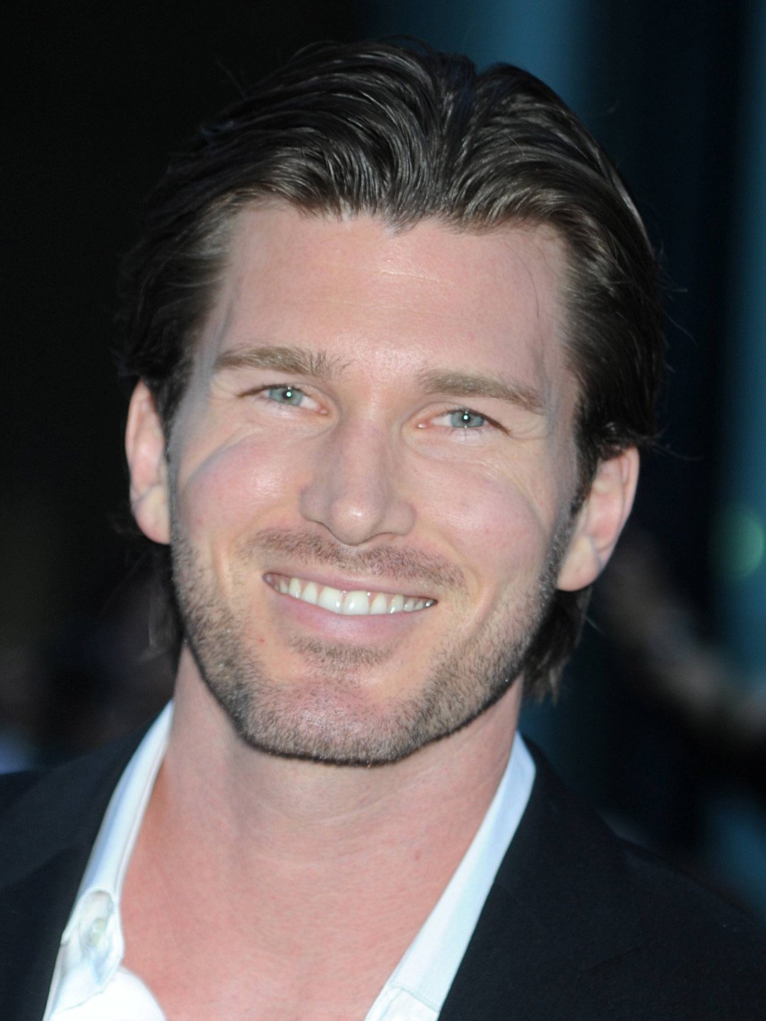 Christopher Russell Pictures - Rotten Tomatoes