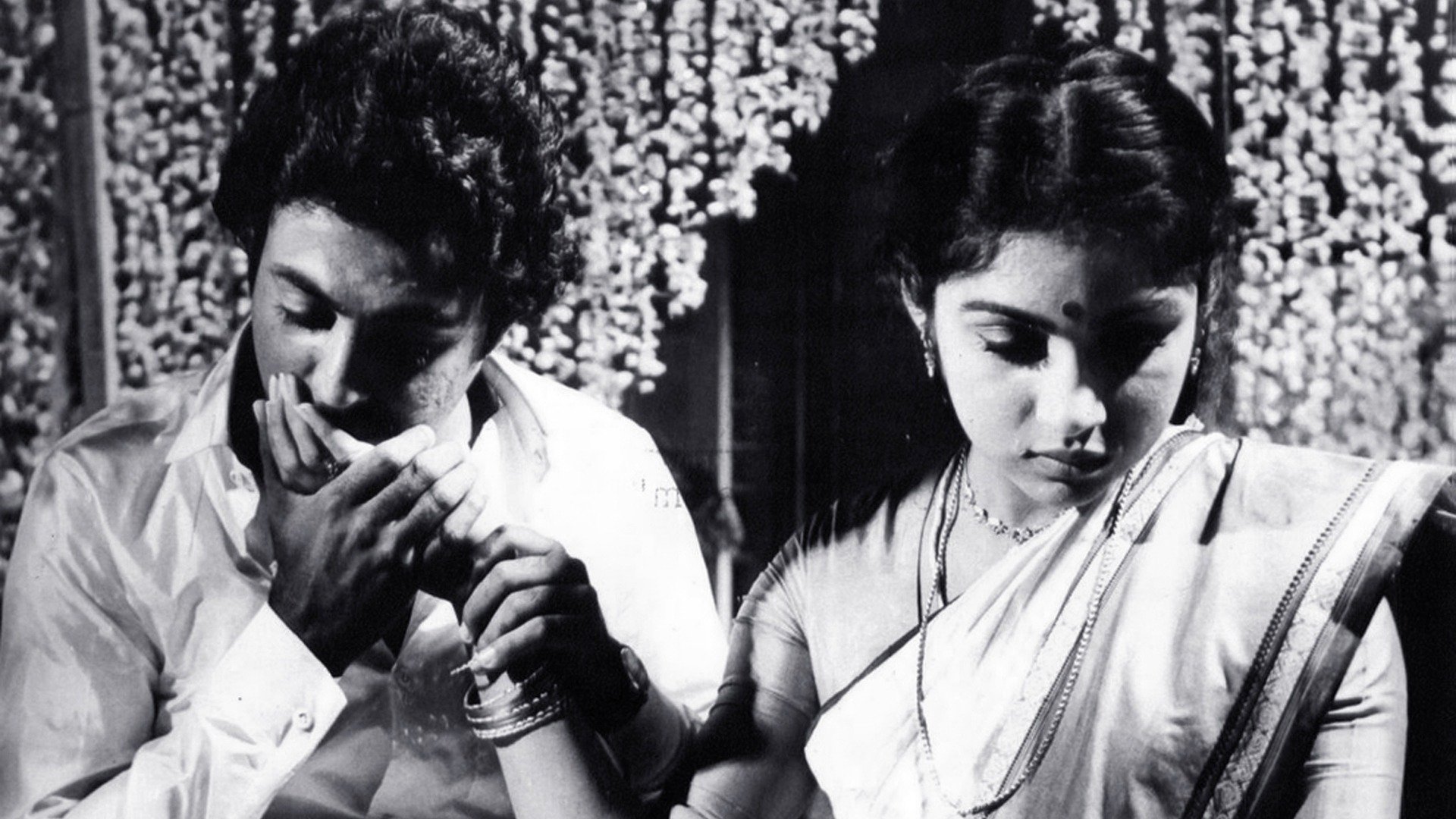 Meguna Raga Mouna Ragam Karthik