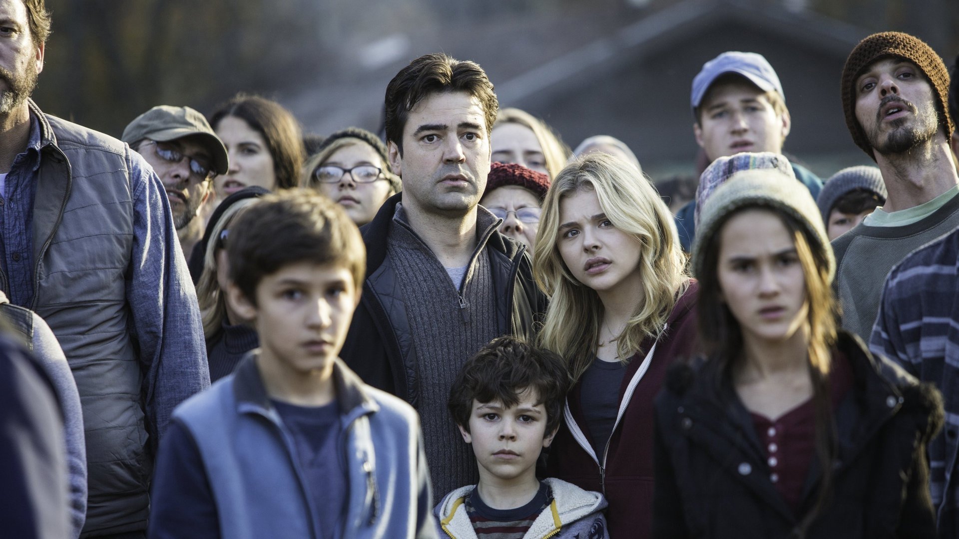 The 5th Wave Official Clip Shot In The Leg Trailers And Videos Rotten Tomatoes 5236