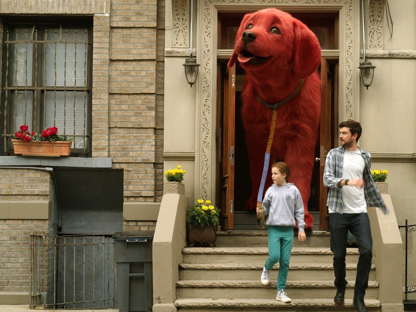 Clifford the Big Red Dog: Official Clip - Sniffing Butts - Trailers