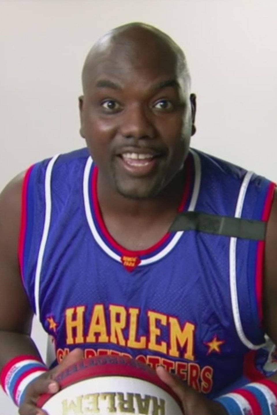 Basketball Dogs vs. the Harlem Globetrotters Pictures Rotten Tomatoes