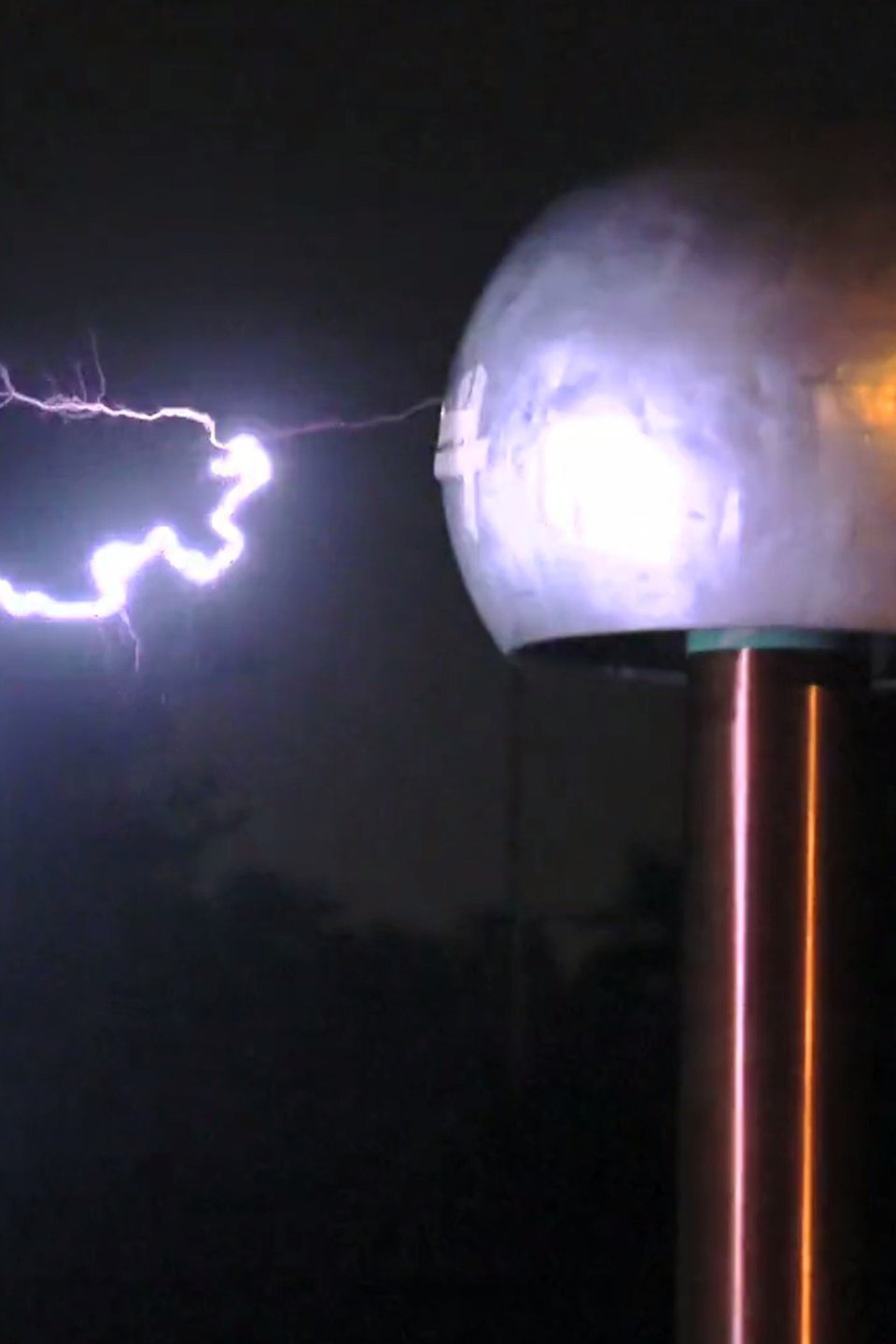 Homemade Lightning Pictures - Rotten Tomatoes