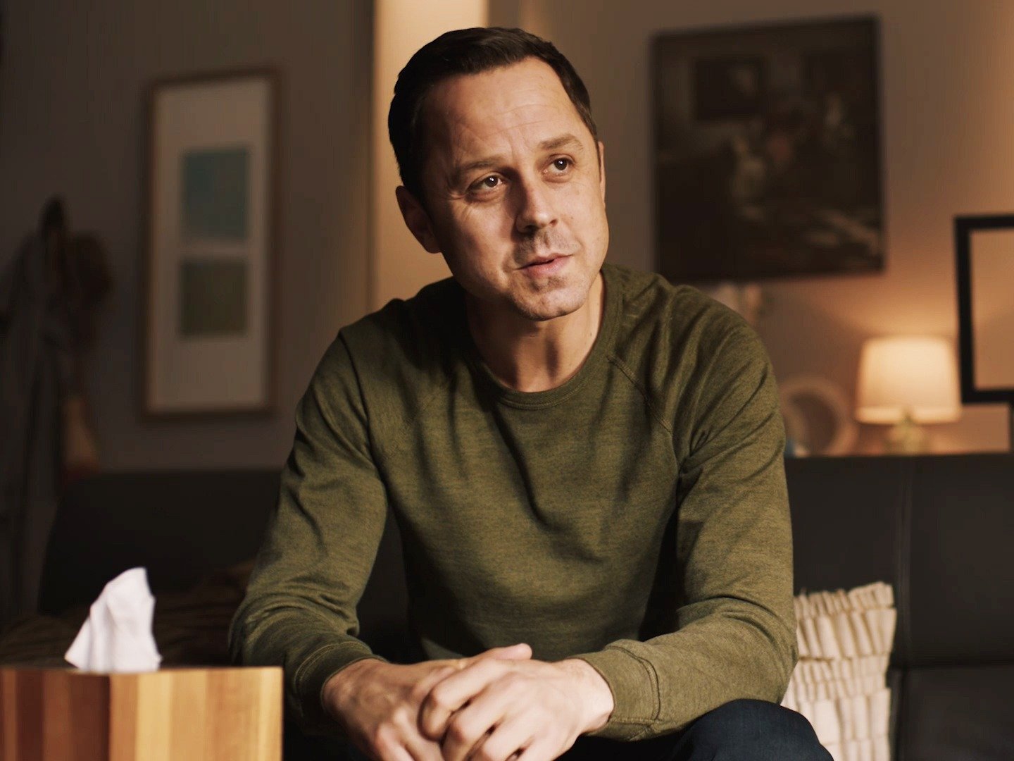 Sneaky Pete: Season 3 Trailer - Rotten Tomatoes