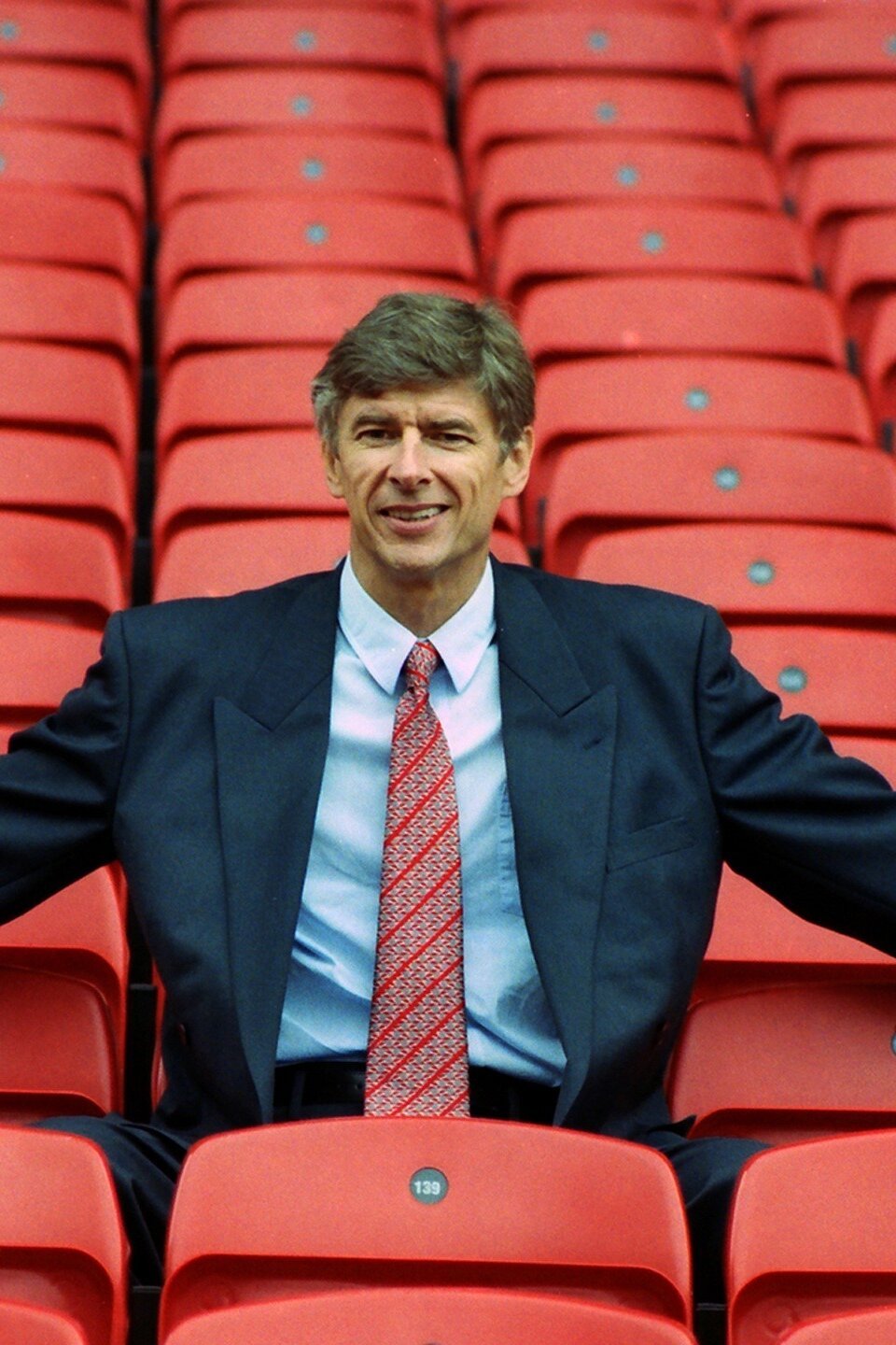 Arsène Wenger: Invincible - 