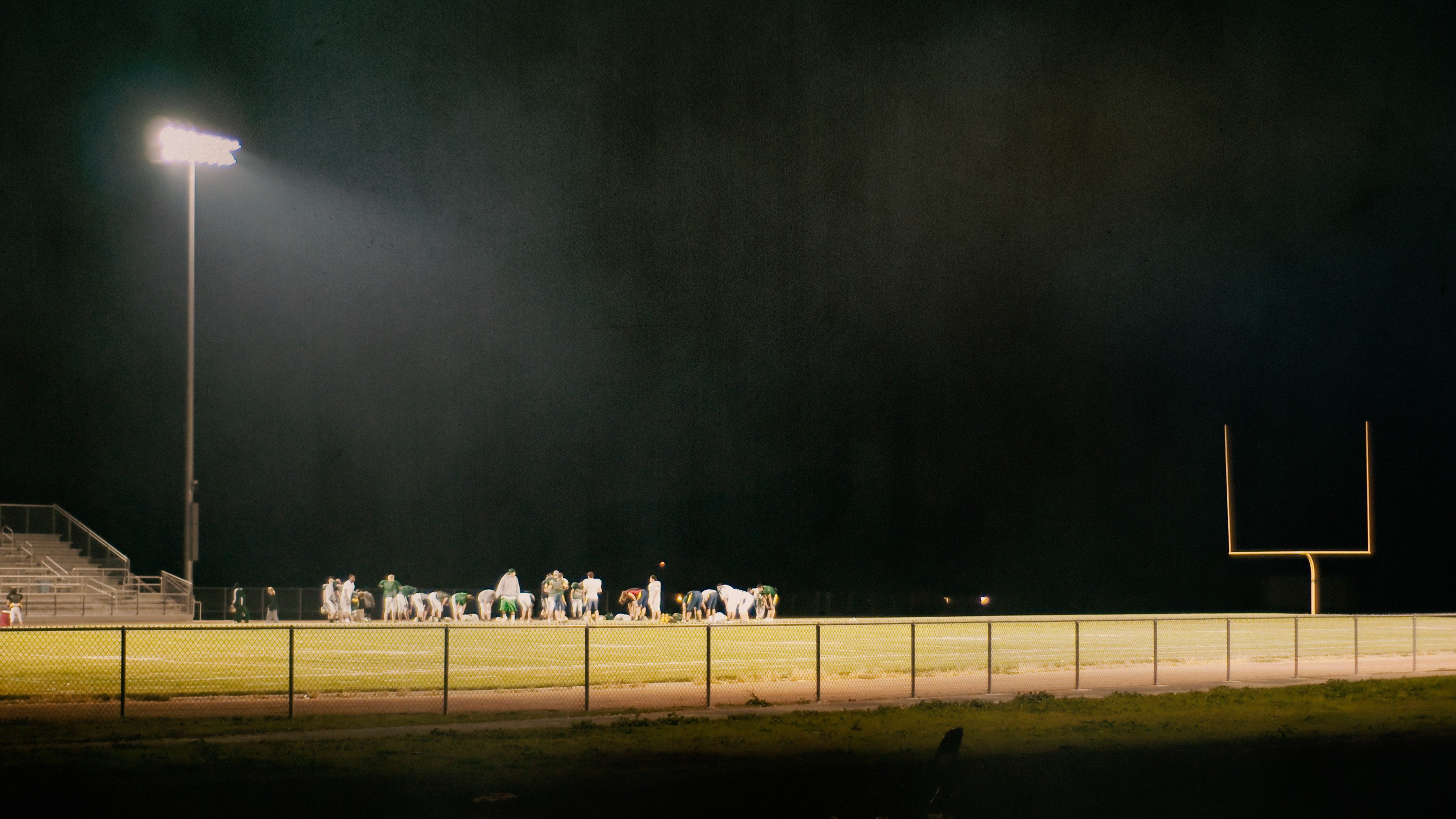 Murder Under the Friday Night Lights: Season 2, Episode 3 - Rotten Tomatoes