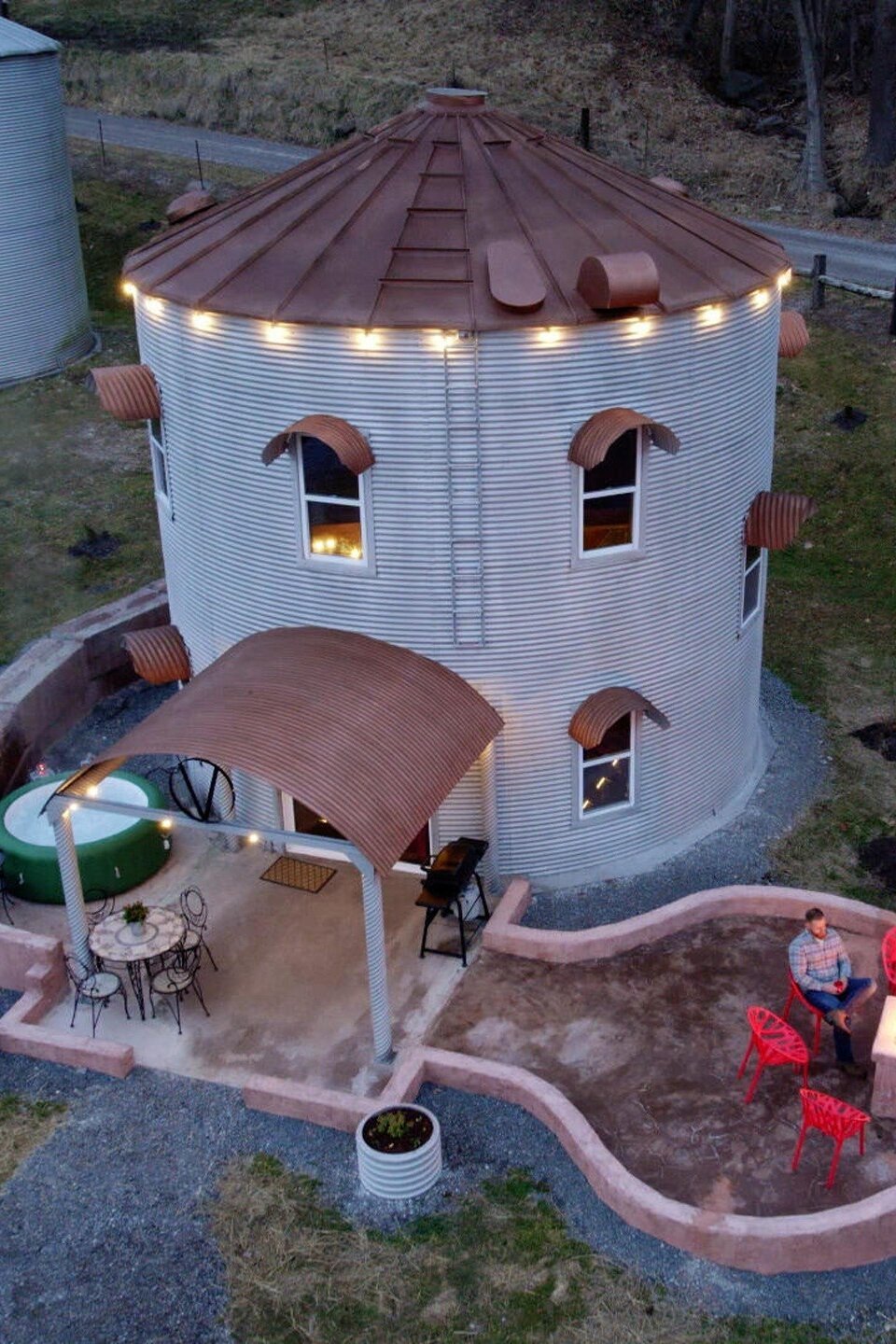 Grain Bin Getaway Pictures Rotten Tomatoes