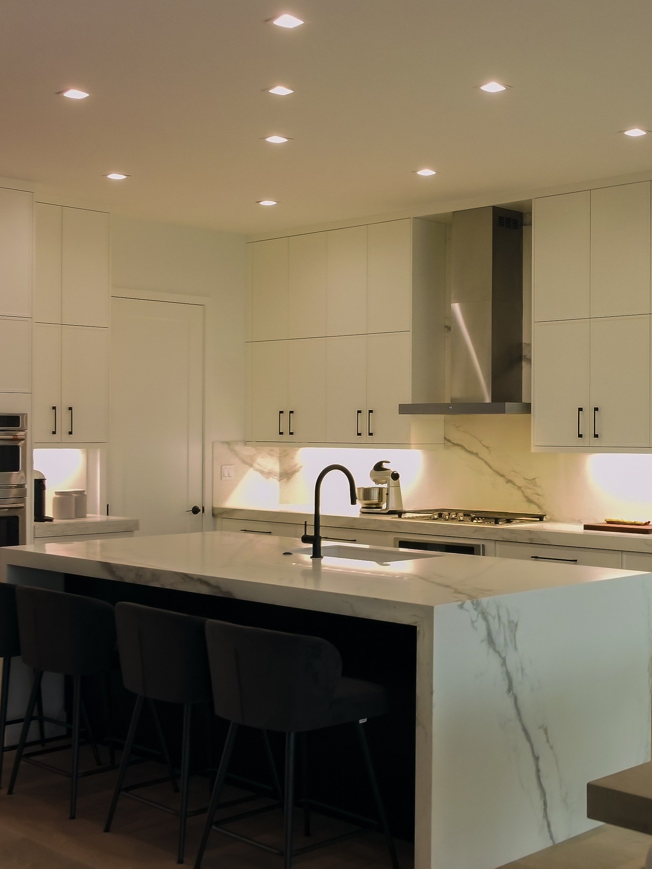 Cracks in the Foundation Pictures Rotten Tomatoes