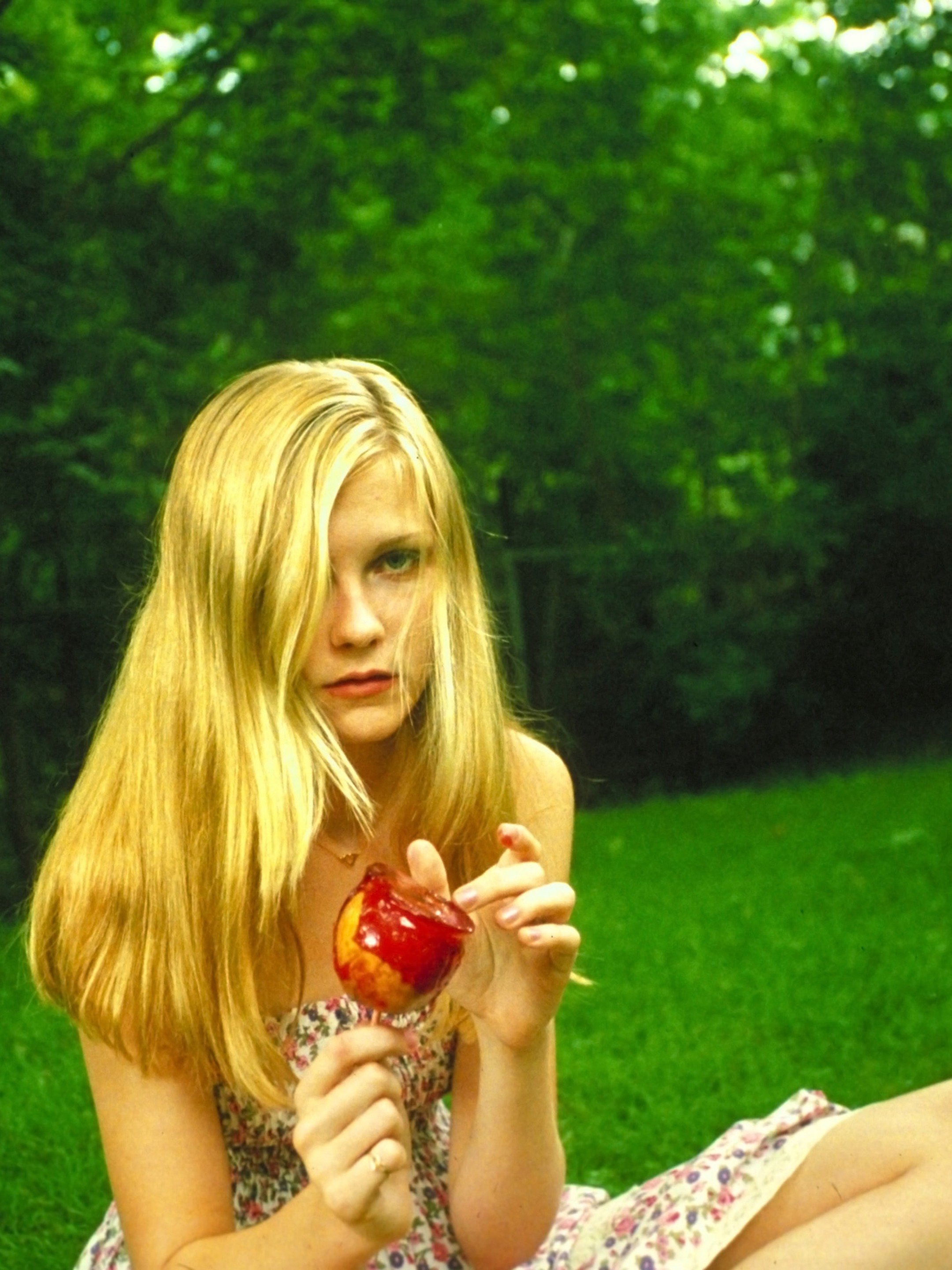 The Virgin Suicides Trailer Trailers Videos Rotten Tomatoes