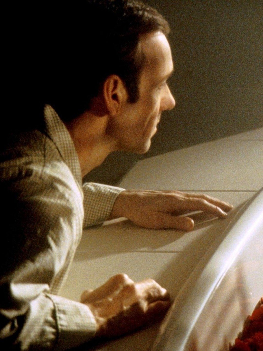 American Beauty: Trailer 1 - Trailers & Videos - Rotten Tomatoes