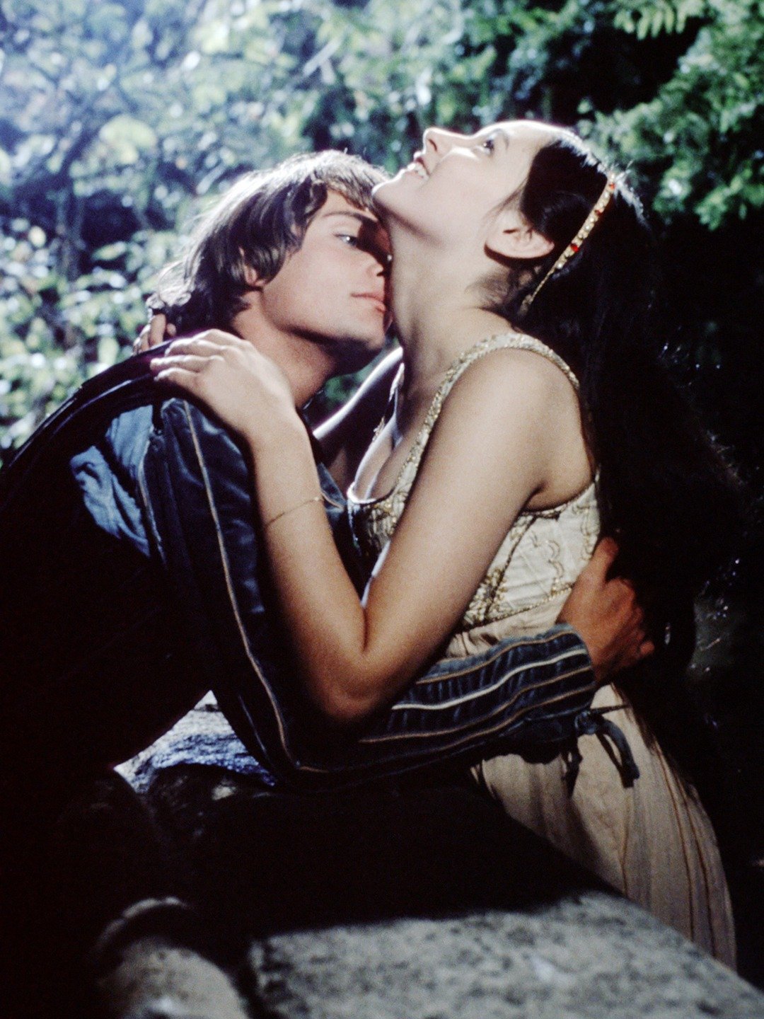 Romeo And Juliet Official Clip Thus With A Kiss I Die Trailers And Videos Rotten Tomatoes 