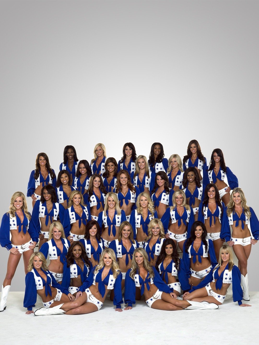 Watch Dallas Cowboys Cheerleaders: Making The Team Season 2 Episode 4:  Episode 4 - Full show on Paramount Plus