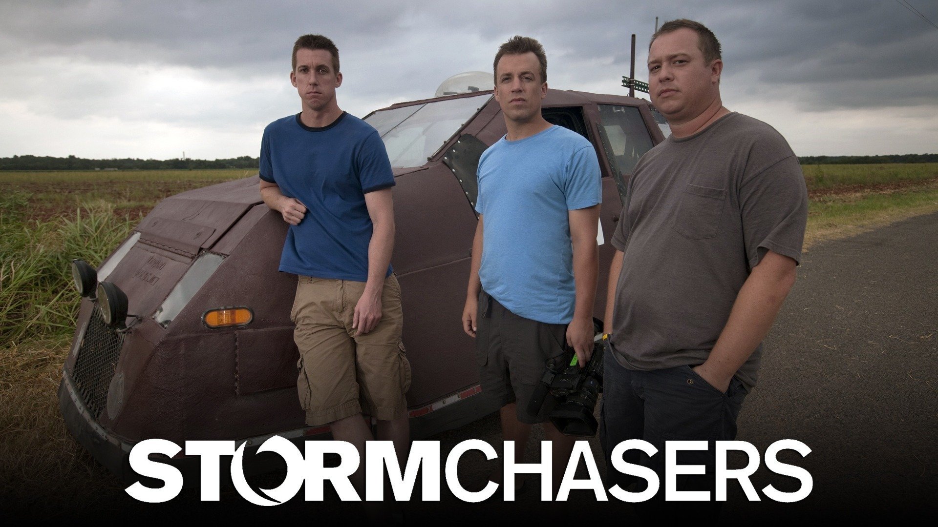 Storm Chasers will rebrand as Cazadores de Tormentas for series