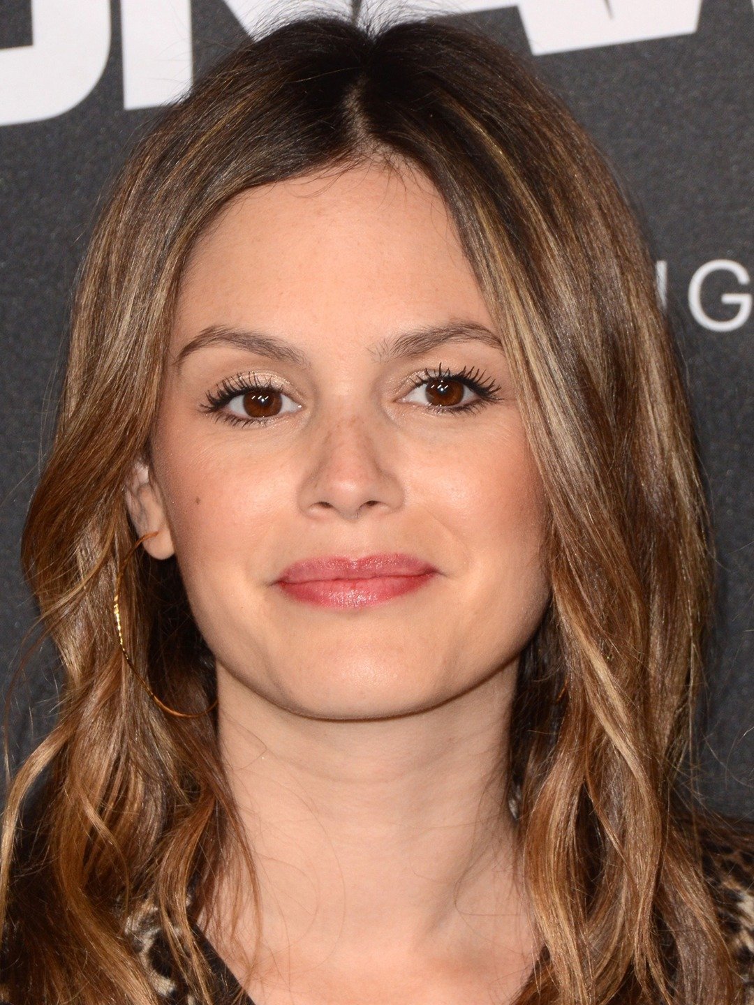 rachel-bilson-dark-hair-color