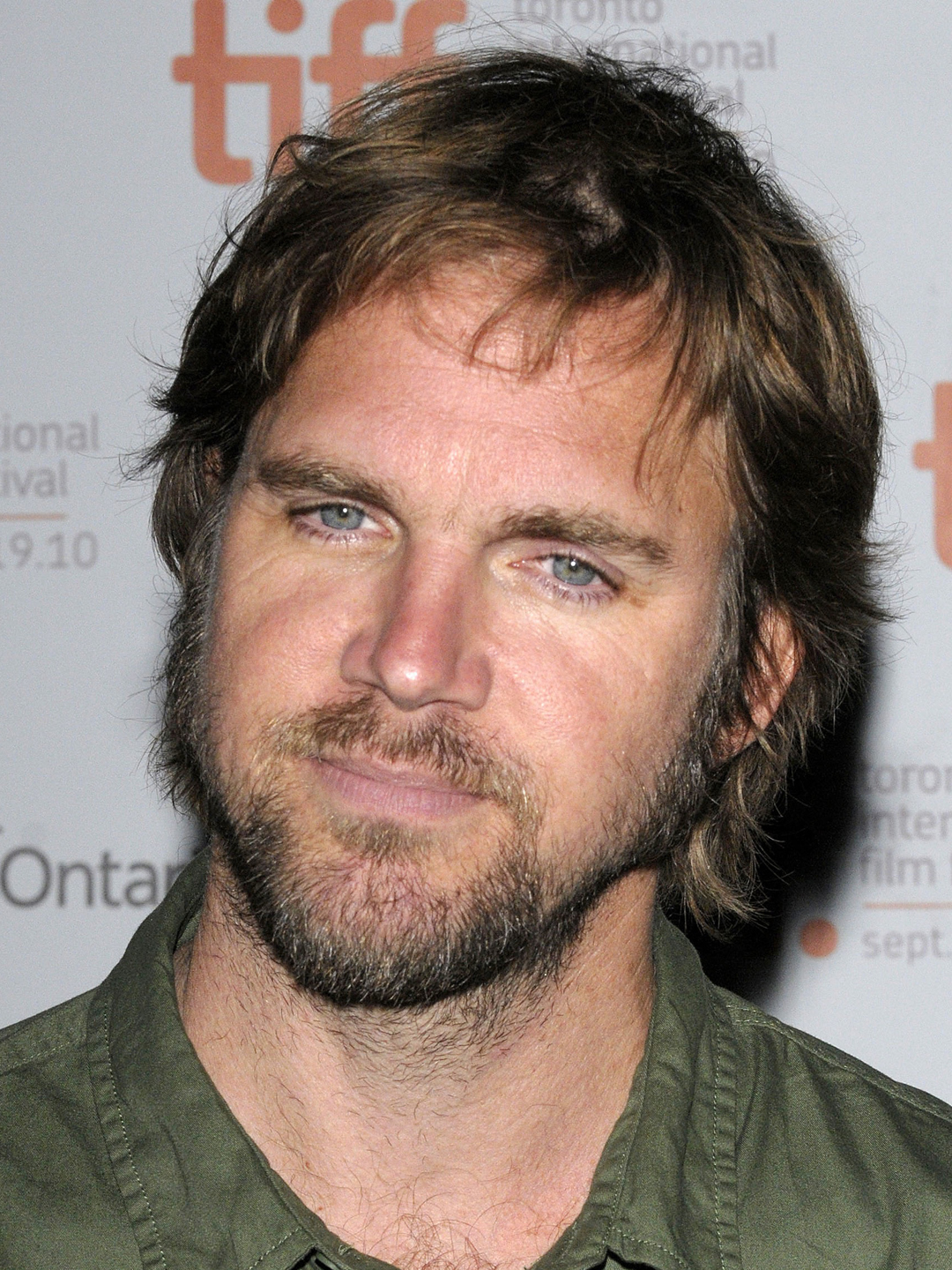 Брэда андерсона. Брэд андерсон в молодости. Брэд андерсон. Брэда андерсона. Брэда андерсона.